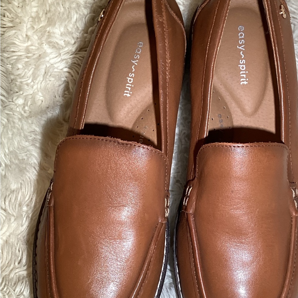 Easy Spirit Jaylin women’s brown Leather Loafers size 10 - Picture 2 of 6